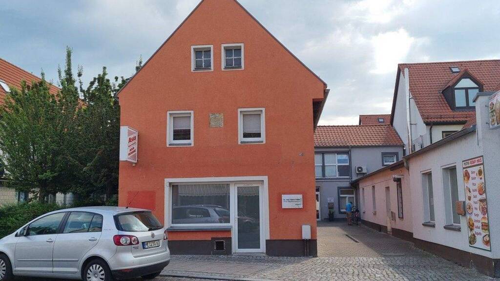 Ladenfläche zur Miete provisionsfrei 550 € 2 Zimmer 81,1 m² Verkaufsfläche teilbar ab 81,1 m² Coswig 01640