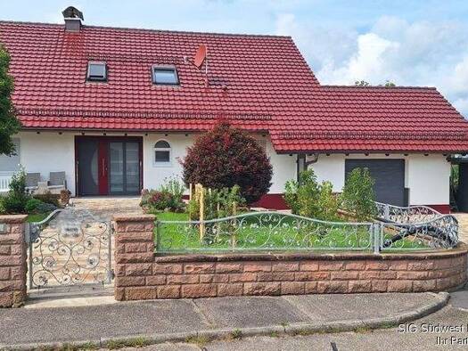 Einfamilienhaus zum Kauf 749.000 € 9 Zimmer 202,2 m² 1.083 m² Grundstück Strümpfelbrunn Waldbrunn Odenwald 69429