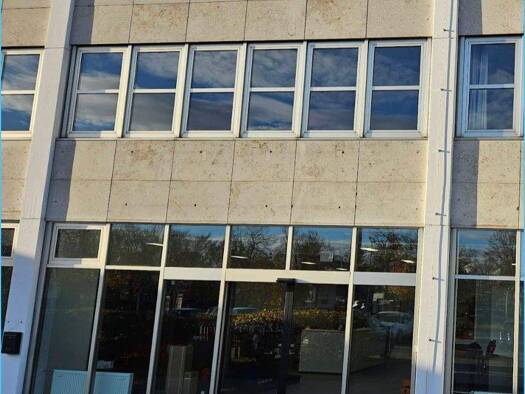 Verkaufsfläche zur Miete 6.400 € 480 m² Verkaufsfläche Ostenviertel Regensburg 93055