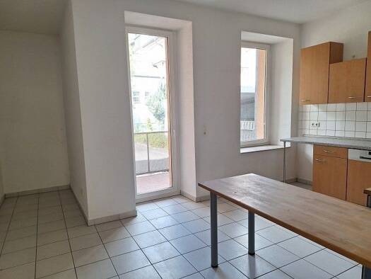 Wohnung zur Miete 350 € 2 Zimmer 63 m² Matthesstraße 58 Schloßchemnitz Schloßchemnitz 09113