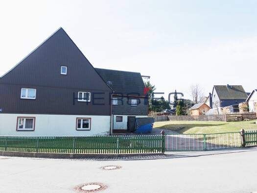 Mehrfamilienhaus zum Kauf 75.000 € 5 Zimmer 268,2 m² 742 m² Grundstück Satzung Satzung 09496