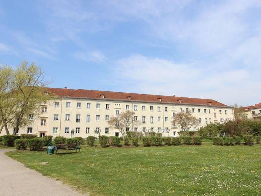 Wohnung zur Miete 285 € 2 Zimmer 51,7 m² 2. Geschoss Straße der Völkerfreundschaft 6 Zwötzen Gera 07551