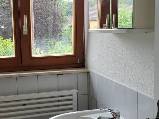 Maisonette zur Miete 650 € 2 Zimmer 30 m² Geschoss 1/2 frei ab 01.12.2026 Nieder-Eschbach Frankfurt am Main 60437