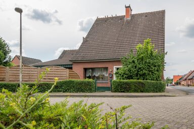 Doppelhaushälfte zum Kauf 158.000 € 4 Zimmer 100 m² 492 m² Grundstück Wahlbezirk 402 Nordhorn 48529