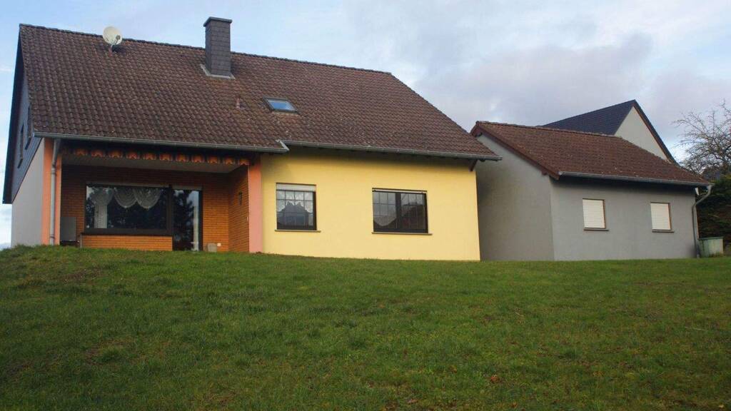 Einfamilienhaus zum Kauf provisionsfrei 465.000 € 7 Zimmer 229 m² 1.169 m² Grundstück Freudenburg 54450