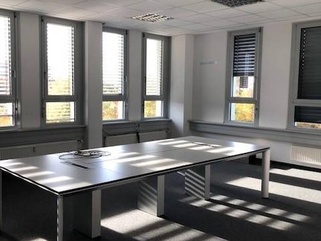 Bürogebäude zur Miete 554 m² Bürofläche teilbar ab 554 m² Nürnberg 90471