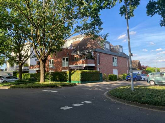 Wohnung zur Miete 1.560 € 4 Zimmer 130 m² Geschoss 1/2 frei ab 01.10.2026 Kleinenbroich Korschenbroich 41352