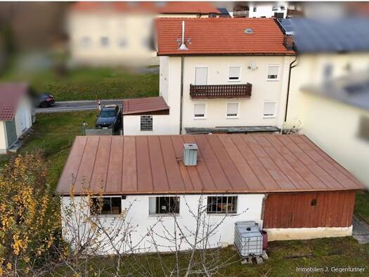 Doppelhaushälfte zum Kauf 169.000 € 6 Zimmer 150 m² 690 m² Grundstück Oberkreuzberg Spiegelau / Oberkreuzberg 94518