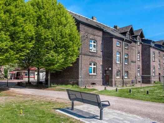 Wohnung zur Miete 359 € 2,5 Zimmer 47,3 m² Dachgeschoss, 2. Geschoss Halfmannstraße 38 Obermarxloh Duisburg 47167