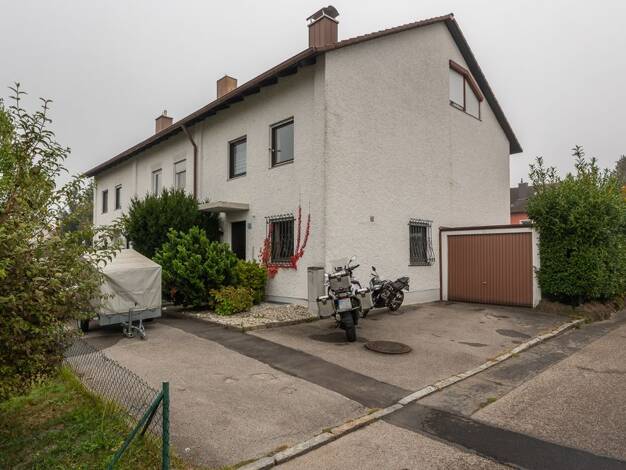 Reihenhaus zum Kauf 299.000 € 5 Zimmer 130 m² 315 m² Grundstück Pocking Pocking 94060