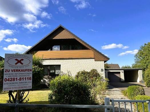 Einfamilienhaus zum Kauf 347.000 € 7,5 Zimmer 184 m² 1.004 m² Grundstück Zeven Zeven 27404
