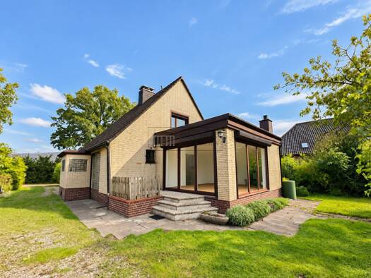 Haus zum Kauf 560.000 € 7 Zimmer 150 m² 1.275 m² Grundstück Quickborn 25451