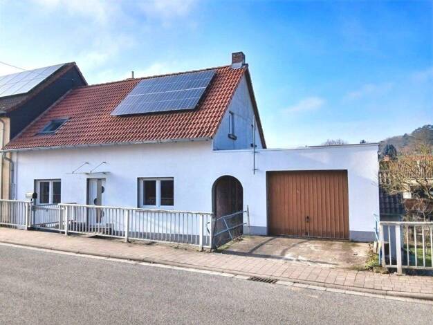 Einfamilienhaus zum Kauf 190.000 € 4,5 Zimmer 120,5 m² 443 m² Grundstück frei ab sofort Oberwiesen 67294
