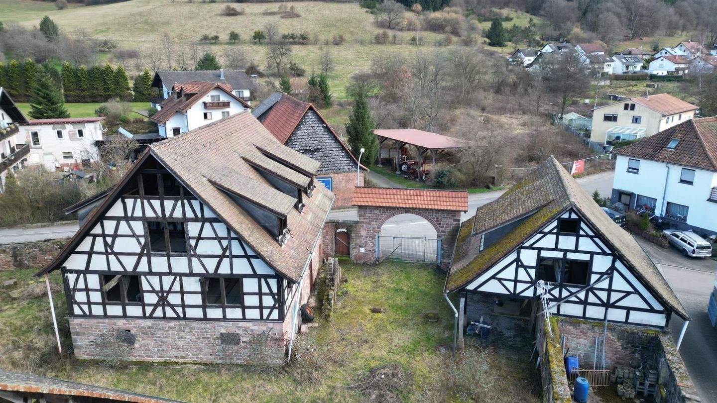 Immobilie in Wald-Michelbach - Großzügiges Fachwerk-Anwesen mit Gästehaus, Innenhof & zusätzlichem Baugrundstück - Bild 3