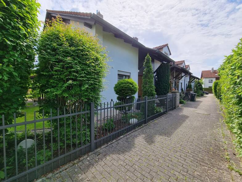 Haus zum Kauf 650.000 € 4 Zimmer 104 m² 300 m² Grundstück Bahnhofsviertel Ingolstadt 85051