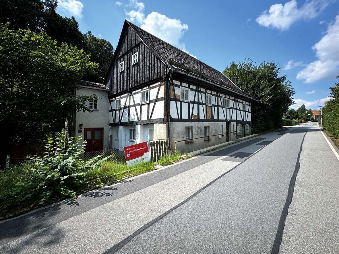 Einfamilienhaus zur Versteigerung 3.000 € 210 m²<br/>Grundstück Hauptstraße 87 Wittgendorf Zittau 02788