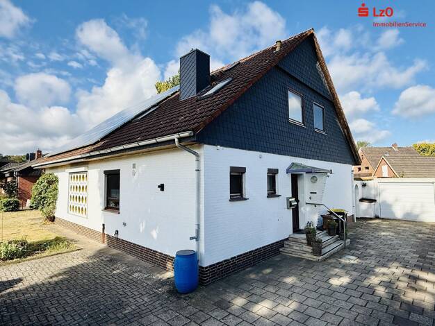 Einfamilienhaus zum Kauf 385.000 € 6 Zimmer 213 m² 923 m² Grundstück Hude Hude (Oldenburg) 27798