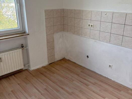 Wohnung zur Miete 704 € 4 Zimmer 84,3 m² 6. Geschoss frei ab 16.01.2026 Westfalenstraße 10 Schafkoven/Donneresch Delmenhorst 27749