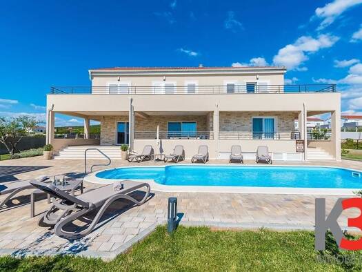 Haus zum Kauf 800.000 € 4 Zimmer 412 m² Sukošan 0