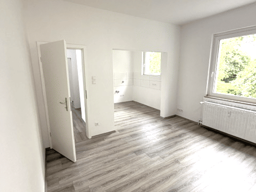 Wohnung zur Miete 869 € 6 Zimmer 107,8 m² 2. Geschoss Vogelheimer Str. 237 Vogelheim Essen 45356