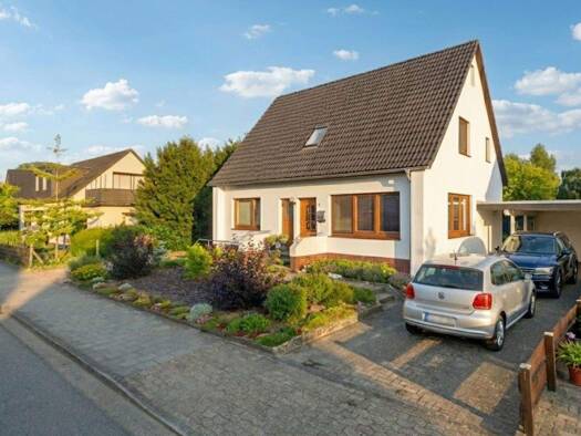 Einfamilienhaus zum Kauf provisionsfrei 650.000 € 7 Zimmer 130 m² 1.950 m² Grundstück frei ab 01.02.2026 Brendel/Adelheide Delmenhorst 27755