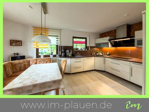 Wohnung zum Kauf als Kapitalanlage geeignet 85.000 € 3 Zimmer 79,5 m² Heinrich-Heine-Straße 6 Auerbach Auerbach 08209