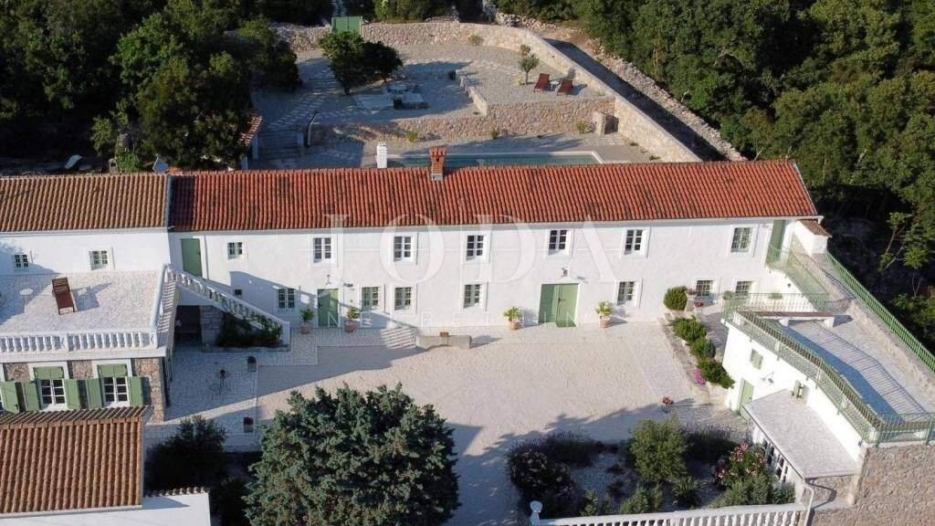 Haus zum Kauf 1.800.000 € 8 Zimmer 500 m² Jadranovo