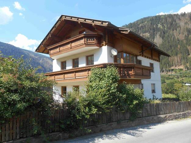 Mehrfamilienhaus zum Kauf provisionsfrei 568.000 € 14 Zimmer 261 m² 641 m² Grundstück Winklern 9841
