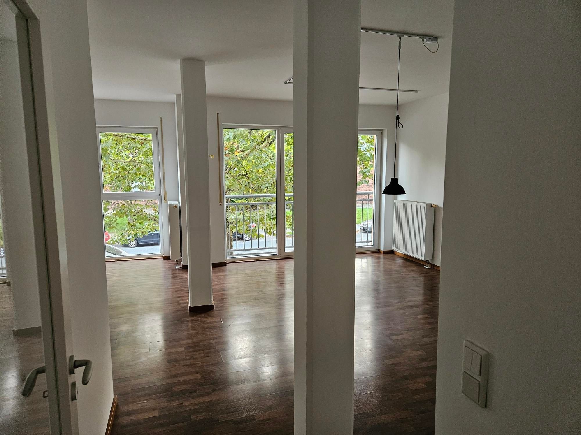 Wohnung zur Miete 880 € 3 Zimmer 76 m²<br/>Wohnfläche 1.<br/>Geschoss 01.10.2024<br/>Verfügbarkeit Allersberger Straße 153 Guntherstraße Nürnberg 90416