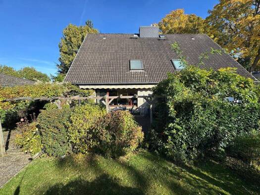 Doppelhaushälfte zum Kauf 450.000 € 4 Zimmer 104 m² 384 m² Grundstück frei ab sofort Ahrensburg 22926