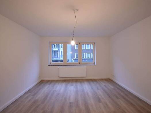 Wohnung zur Miete 1.195 € 2 Zimmer 58,6 m² 1. Geschoss frei ab sofort Ratinger Straße 24 Altstadt Düsseldorf 40213
