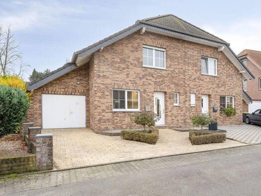 Doppelhaushälfte zum Kauf 395.000 € 4 Zimmer 120 m² 383 m² Grundstück Wehr Selfkant / Wehr 52538