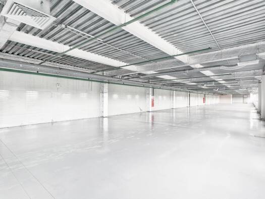 Lagerhalle zur Miete 4.500 m² Lagerfläche teilbar ab 800 m² Oberschleißheim 85764