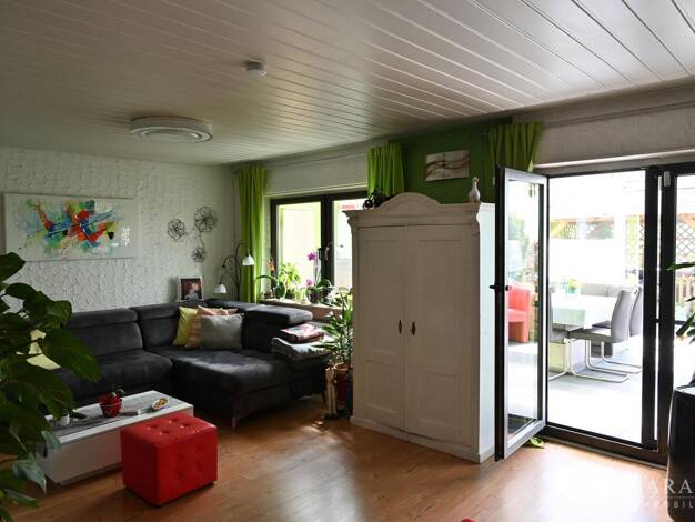 Reihenmittelhaus zum Kauf 375.000 € 6 Zimmer 129 m² 323 m² Grundstück Birenbach 73102