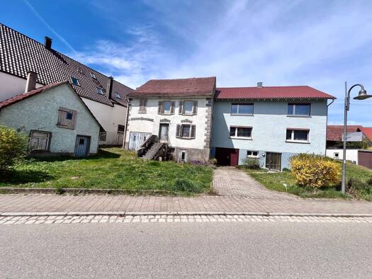 Haus zum Kauf 297.000 € 6 Zimmer 149,9 m² 632 m² Grundstück frei ab sofort Hattingen Immendingen 78194
