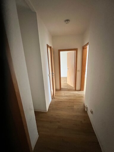 Wohnung zur Miete 360 € 3 Zimmer 59,9 m² 2. Geschoss Helbra 06311