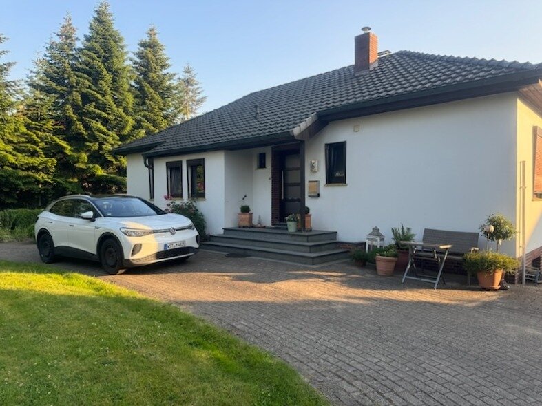 Haus zum Kauf 499.000 € 5 Zimmer 128 m²<br/>Wohnfläche 2.500 m²<br/>Grundstück ab sofort<br/>Verfügbarkeit Falkenberg Lilienthal 28865