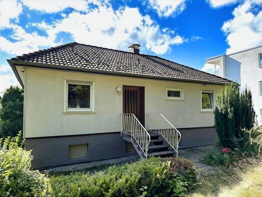 Bungalow zum Kauf 759.000 € 3 Zimmer 93 m² 733 m² Grundstück Naurod Wiesbaden 65207