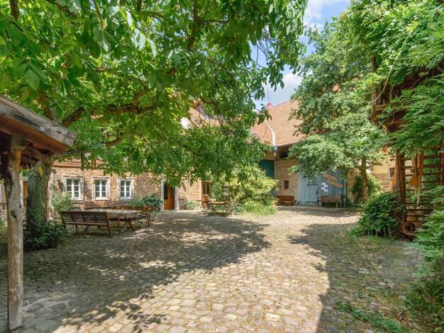 Mehrfamilienhaus zum Kauf 989.000 € 15 Zimmer 503 m² 1.104 m² Grundstück Eckelsheim 55599