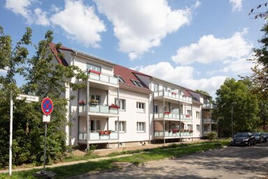 Wohnung zur Miete 930 € 2 Zimmer 62 m² EG frei ab sofort Eisenacher Straße 5 Hellersdorf Berlin 12629