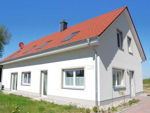 Haus zum Kauf provisionsfrei 530.000 € 6 Zimmer 200 m² 2.222 m² Grundstück Voigdehagen Stralsund 18439