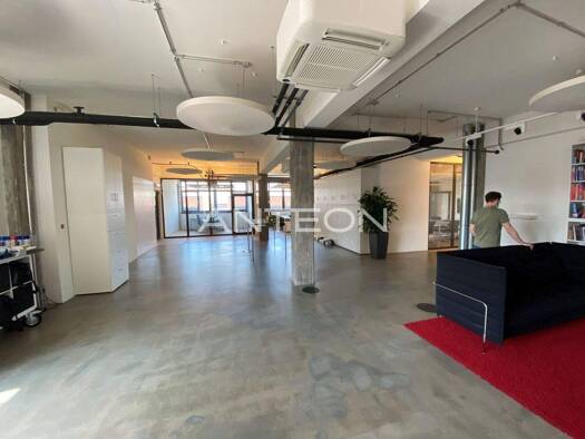 Bürofläche zur Miete 22 € 342,3 m² Bürofläche teilbar ab 342,3 m² Erkrather Straße 216-234 Flingern Süd Düsseldorf 40233