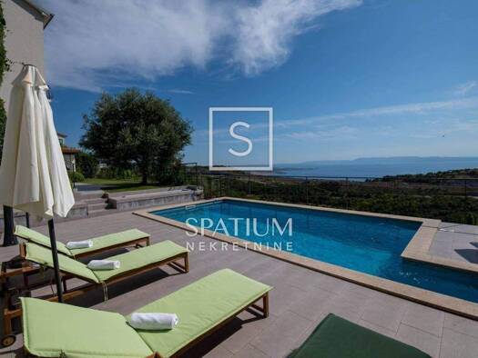 Haus zur Miete 2.000 € 7 Zimmer 200 m² Praputnjak, Bakar Bakar