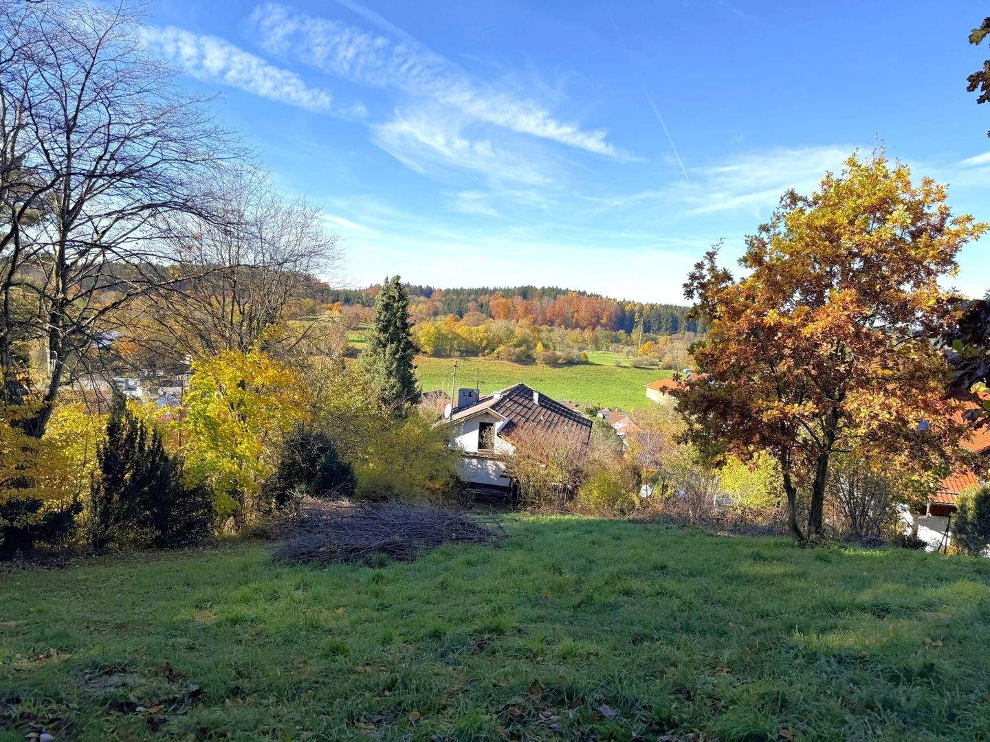 Bestechend schöner Weitblick - naturnah bauen in  82319 Starnberg