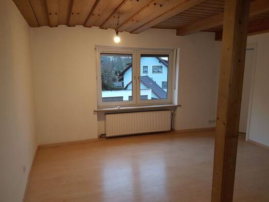 Wohnung zur Miete 770 € 4 Zimmer 111 m² Geschoss 1/3 frei ab 01.03.2026 Sulzbach-Rosenberg 92237