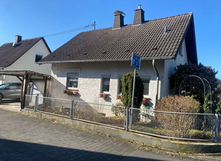 Einfamilienhaus zum Kauf 449.000 € 6 Zimmer 182,8 m²<br/>Wohnfläche 281 m²<br/>Grundstück Unkel Unkel 53572