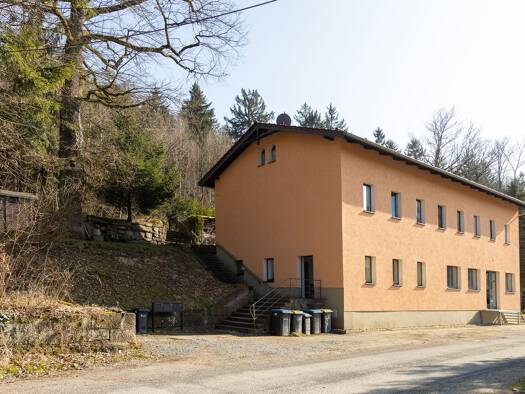 Mehrfamilienhaus zum Kauf 220.000 € 11 Zimmer 272 m² 1.221 m² Grundstück Langenhennersdorf Bad Gottleuba-Berggießhübel 01816
