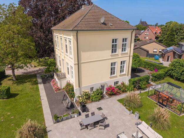 Einfamilienhaus zum Kauf 1.500.000 € 10 Zimmer 350 m² 3.400 m² Grundstück Kalkar 47546