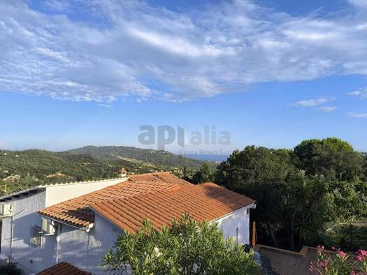 Haus zum Kauf 210.000 € 101 m² 651 m² Grundstück Lloret de Mar 17310