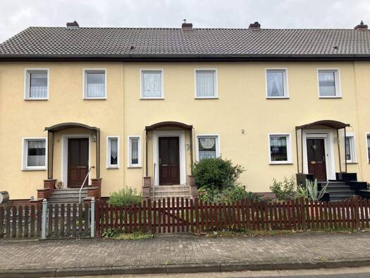 Reihenmittelhaus zum Kauf 69.000 € 3 Zimmer 66,5 m² 242,8 m² Grundstück Demmin 17109